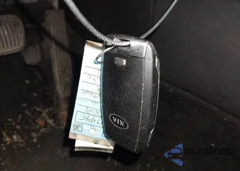 2019 Kia Optima Ex z USA, uszkodzony, nr VIN 5XXGU4L12KG367417